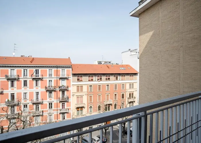 Elegante Bilocale In Zona Tortona